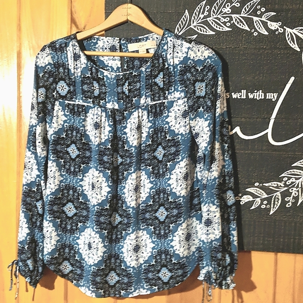 LOFT Blue Medallion Boho Floral Medallion Babydoll Tunic Blouse Petite XXS EUC